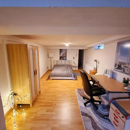Souterrainwohnung Zentrale Lage In Detmold Exterior photo