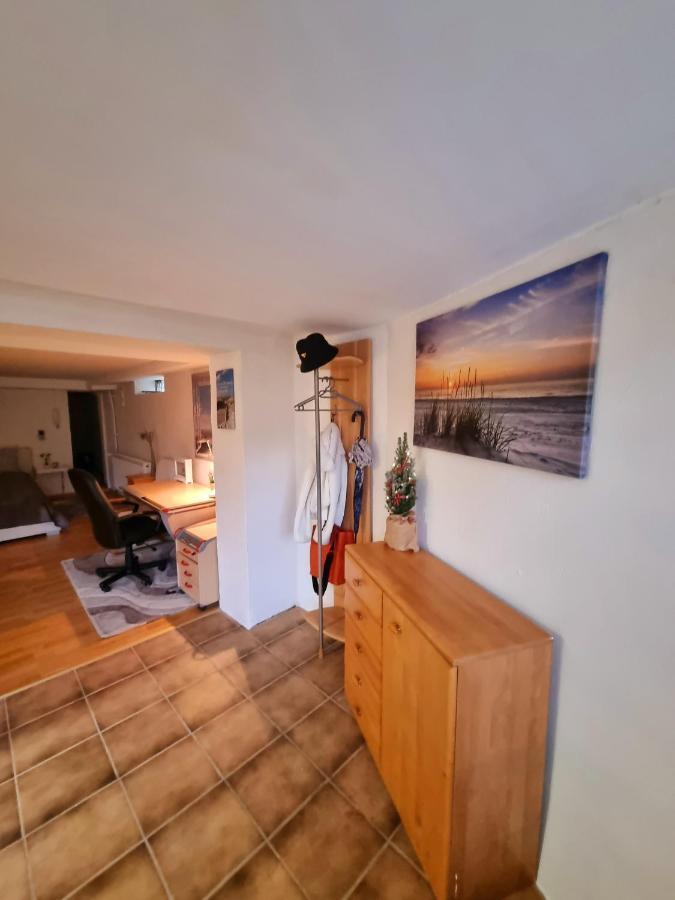 Souterrainwohnung Zentrale Lage In Detmold Exterior photo
