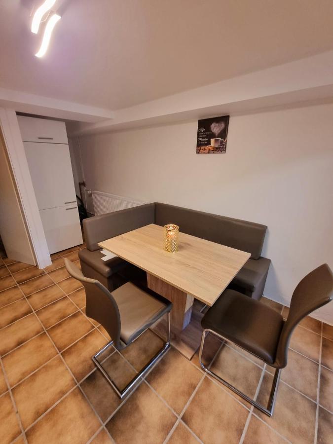 Souterrainwohnung Zentrale Lage In Detmold Exterior photo